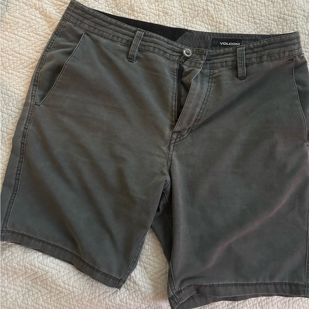 Volcom Men's Gray Shorts
